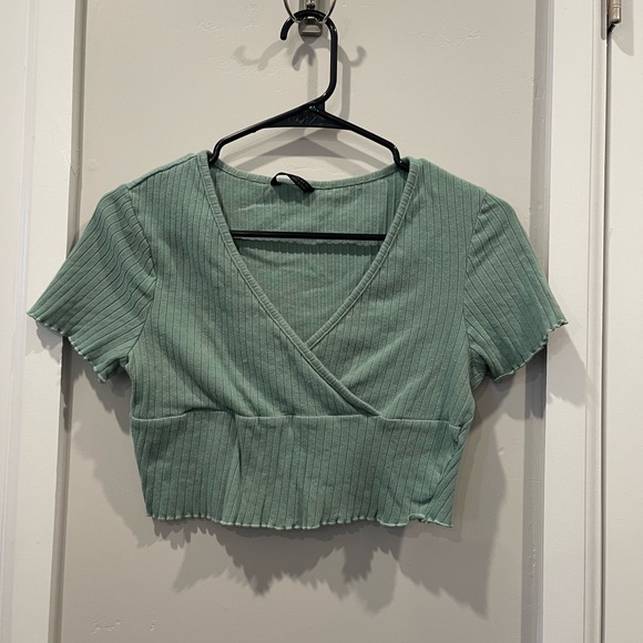 SHEIN sea foam crop top size small - Picture 1 of 3
